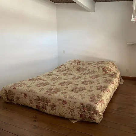 Nostradamus Apartment *